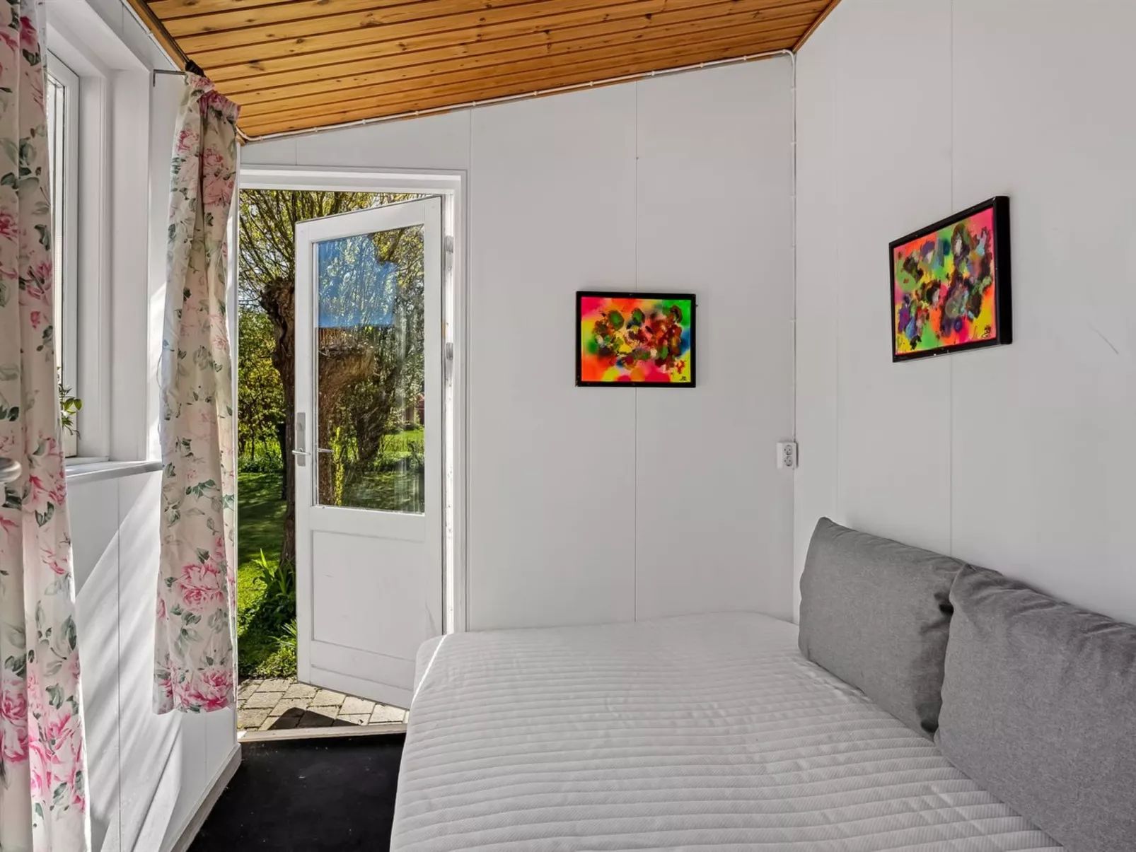 "Bisera" - 3km from the sea - Binnen