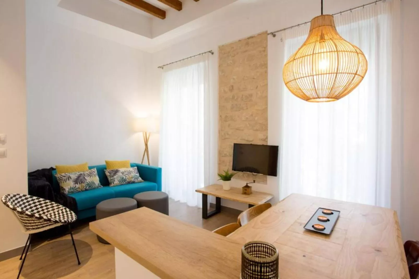 Apartamento 1dormitorio con ducha - Woonkamer