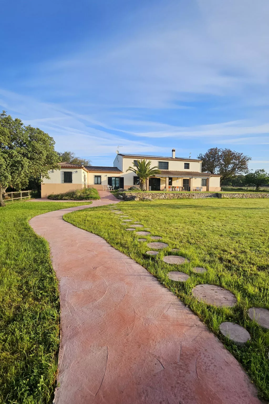 FINCA EL ALAMO - BARCARROTA - Buiten