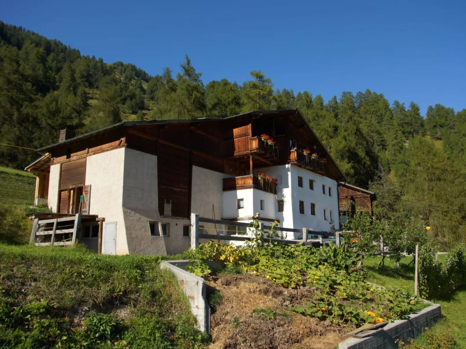 Agrotourismus Pütschai Josom, (Sta. Maria - Santa Maria Val Müstair). - Buiten