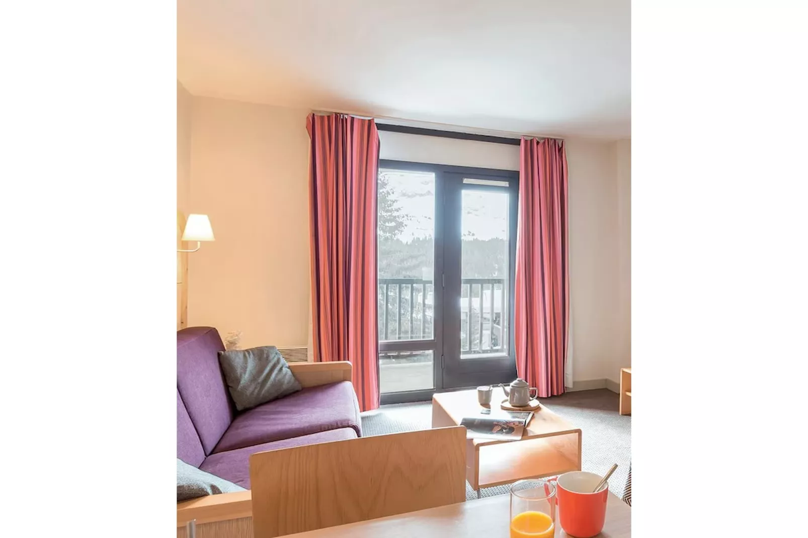 Résidence Pierre & Vacances la Foret Apartment 4 people - 1 bedroom - Balcony - South-facing - Woonkamer