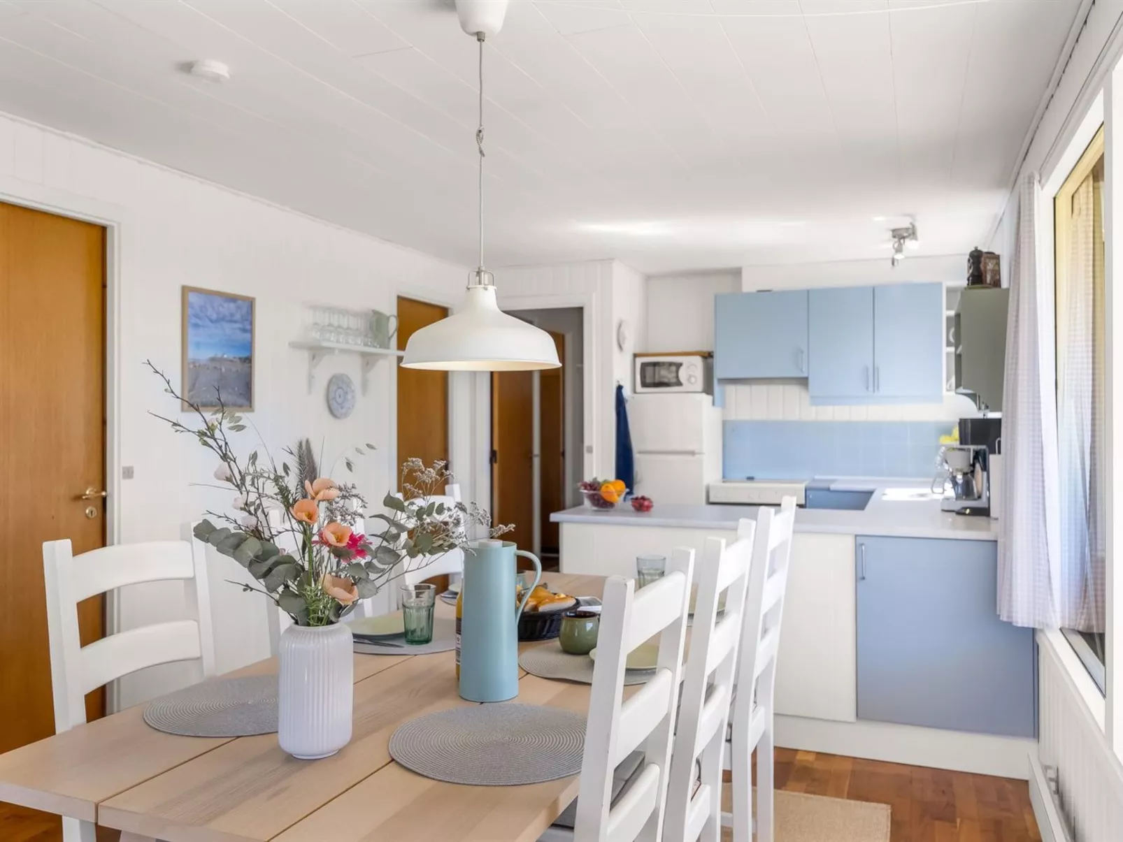 "Toti" - 500m from the sea - Binnen