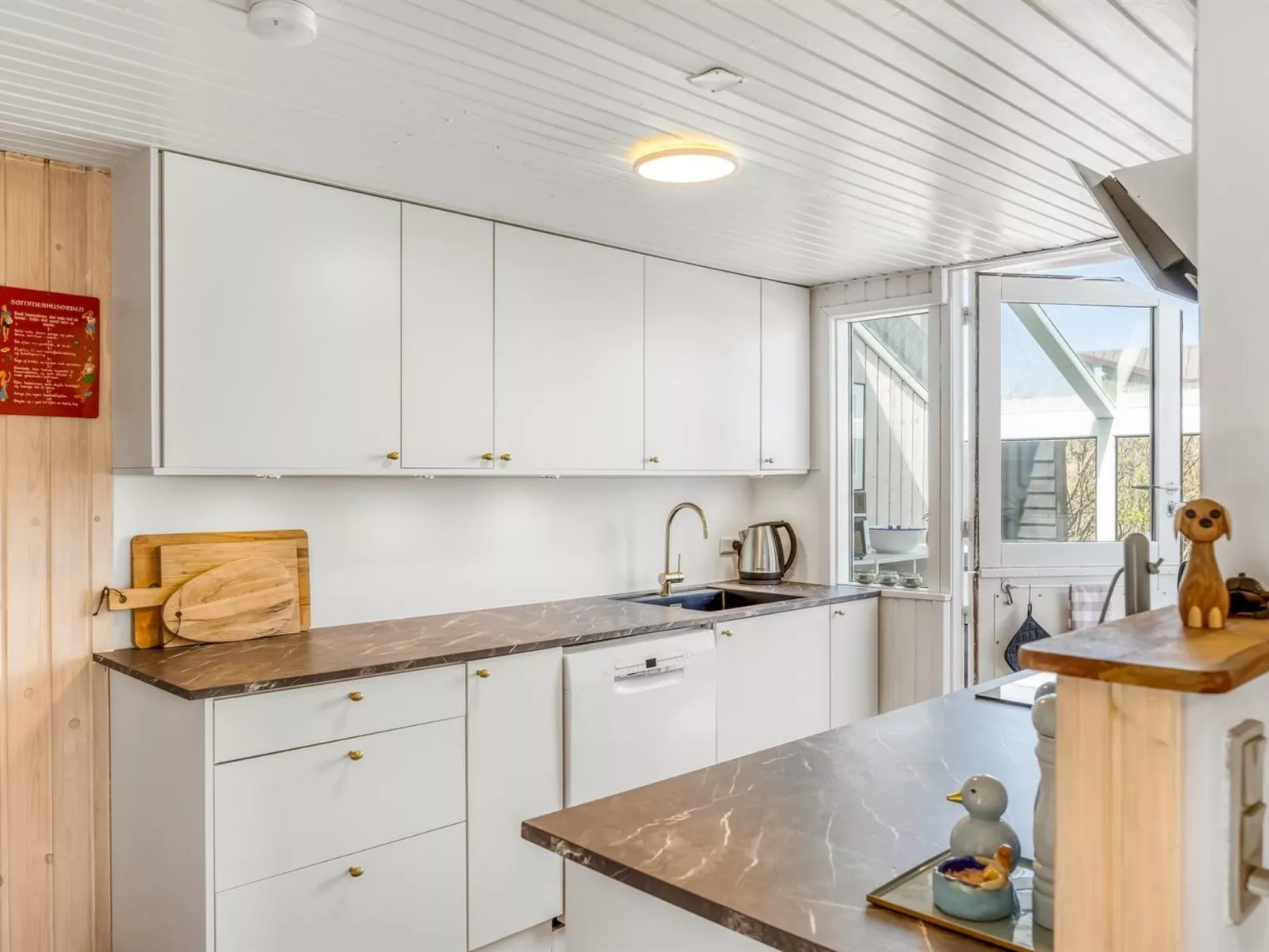 "Doritea" - 50m from the sea - Binnen