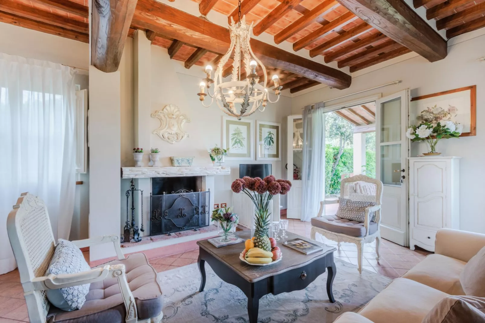 Cicale Farmhouse, 3 bedrooms Farmhouse with Pool - Woonkamer