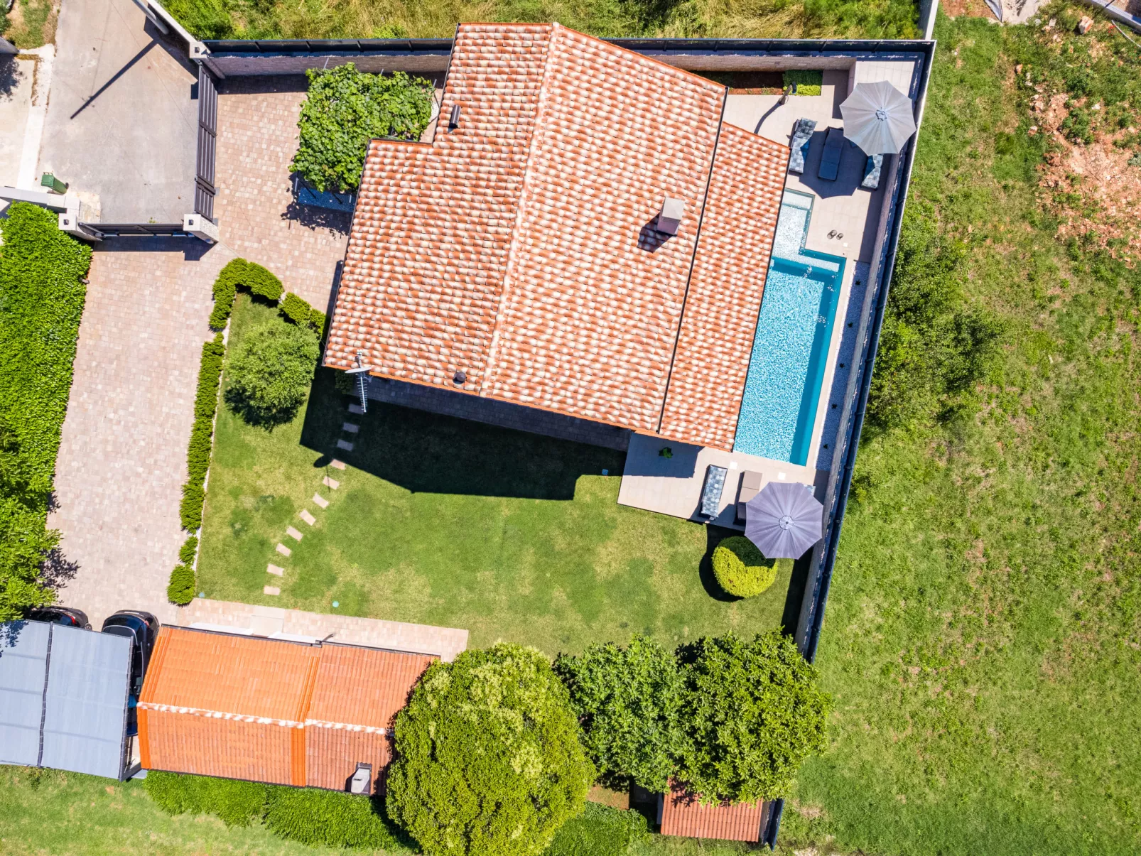 Villa Roma - Buiten
