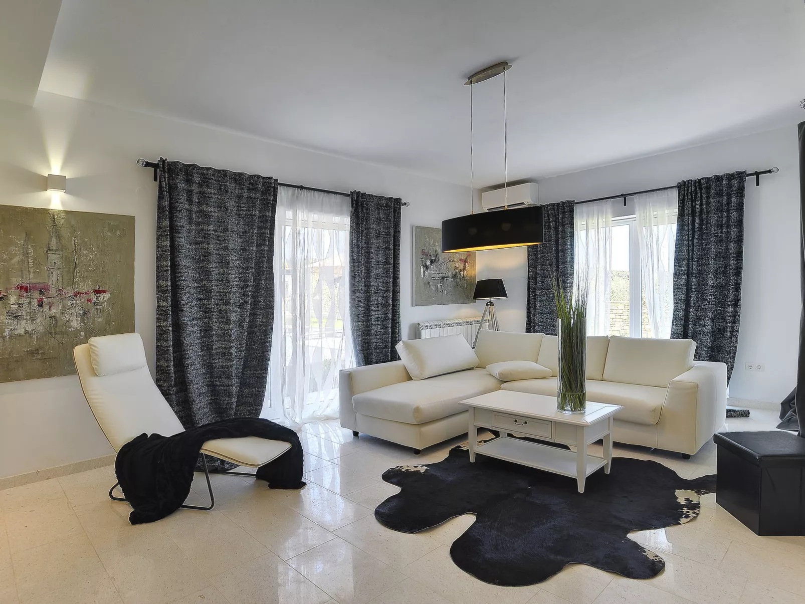 Villa Paradiso - Binnen