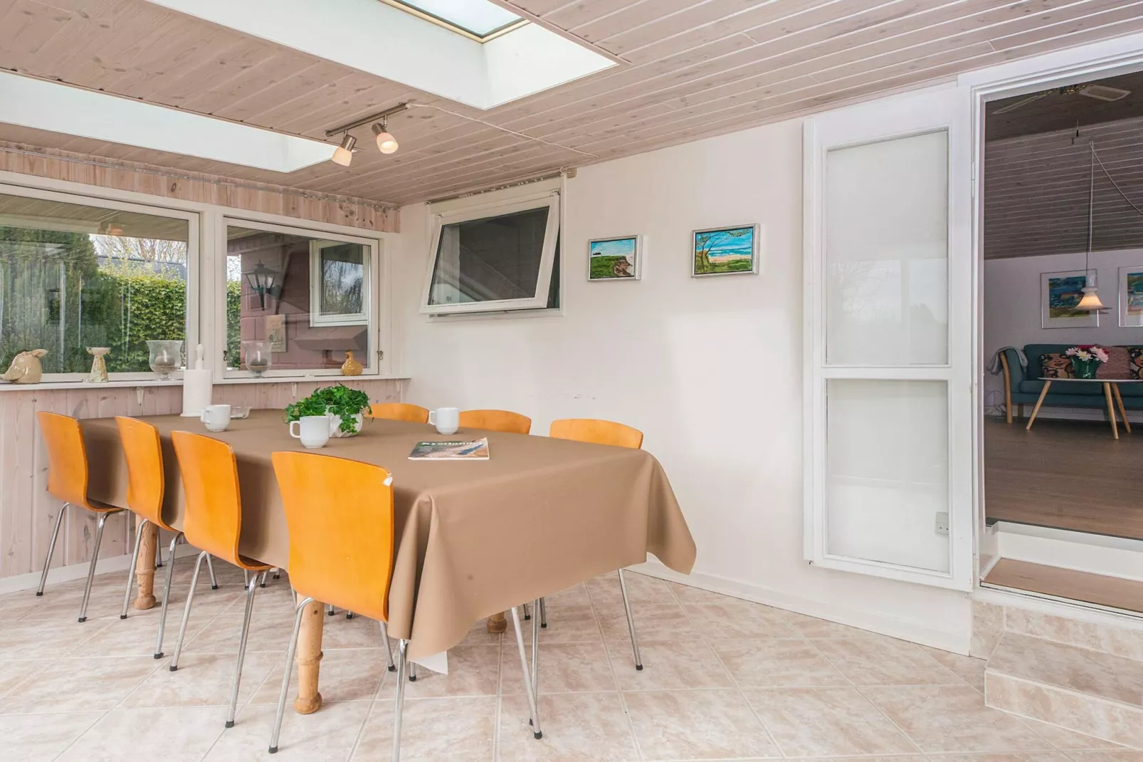 Vakantiehuis aan zee met privé-bijgebouw - Binnen