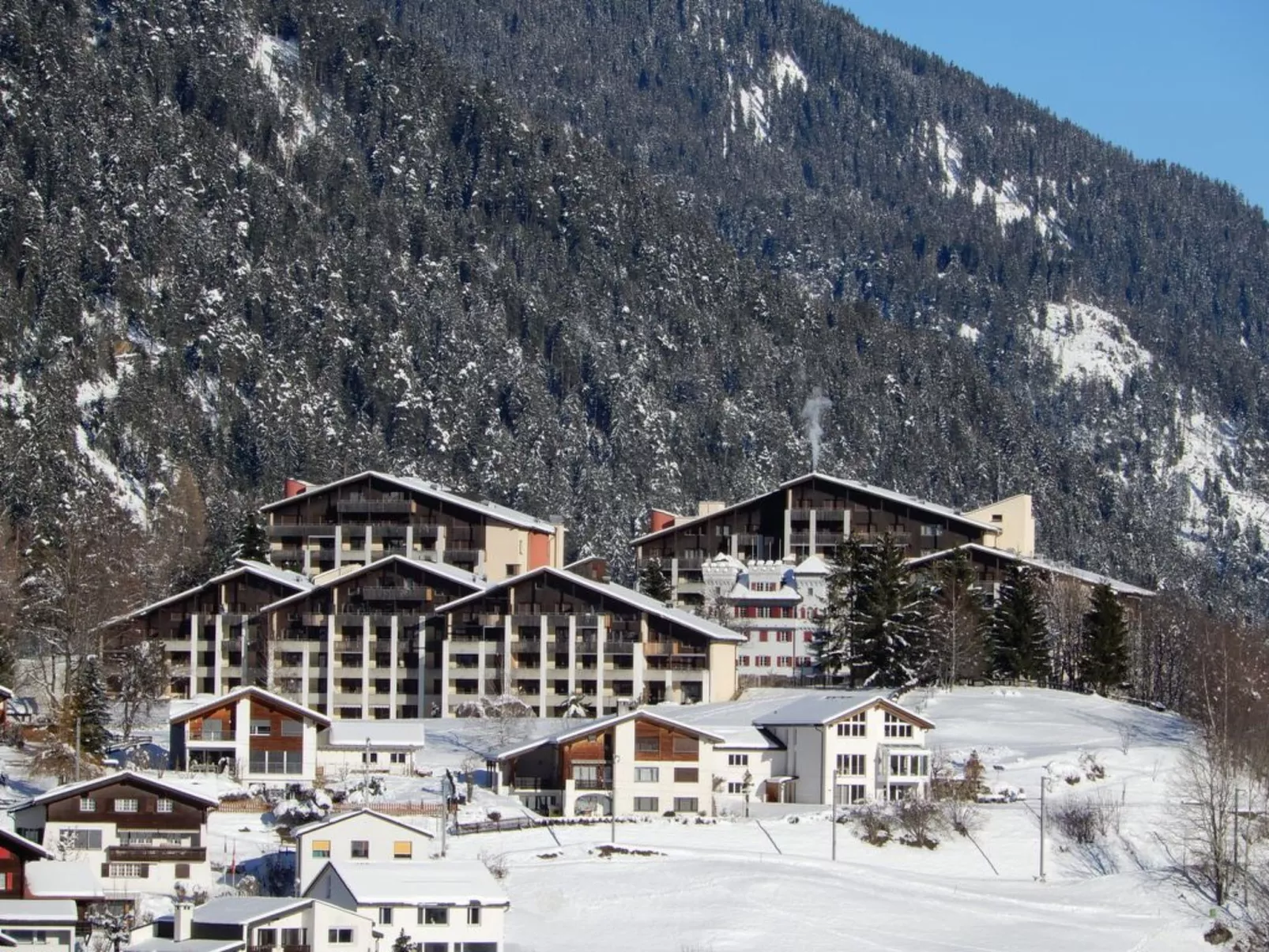 Disentiserhof Garvera, (Disentis/Mustér). - Buiten