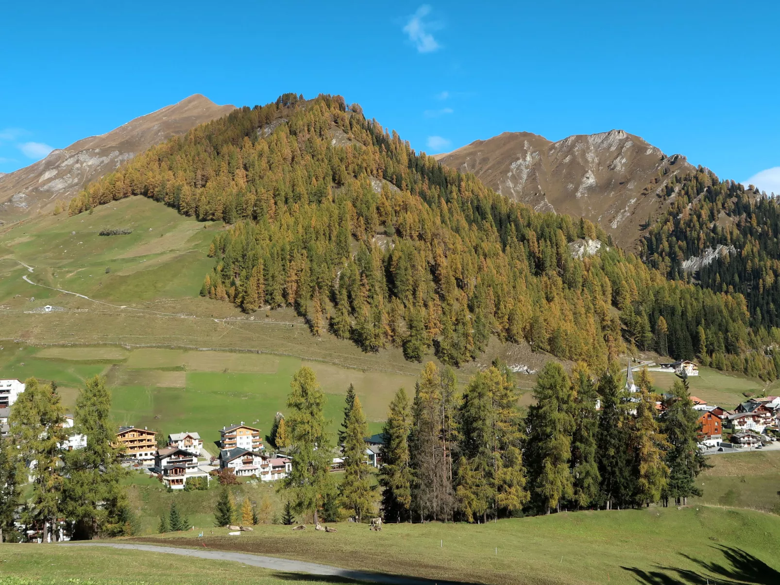 Chasa Madlaina, (Samnaun-Dorf). - Omgeving