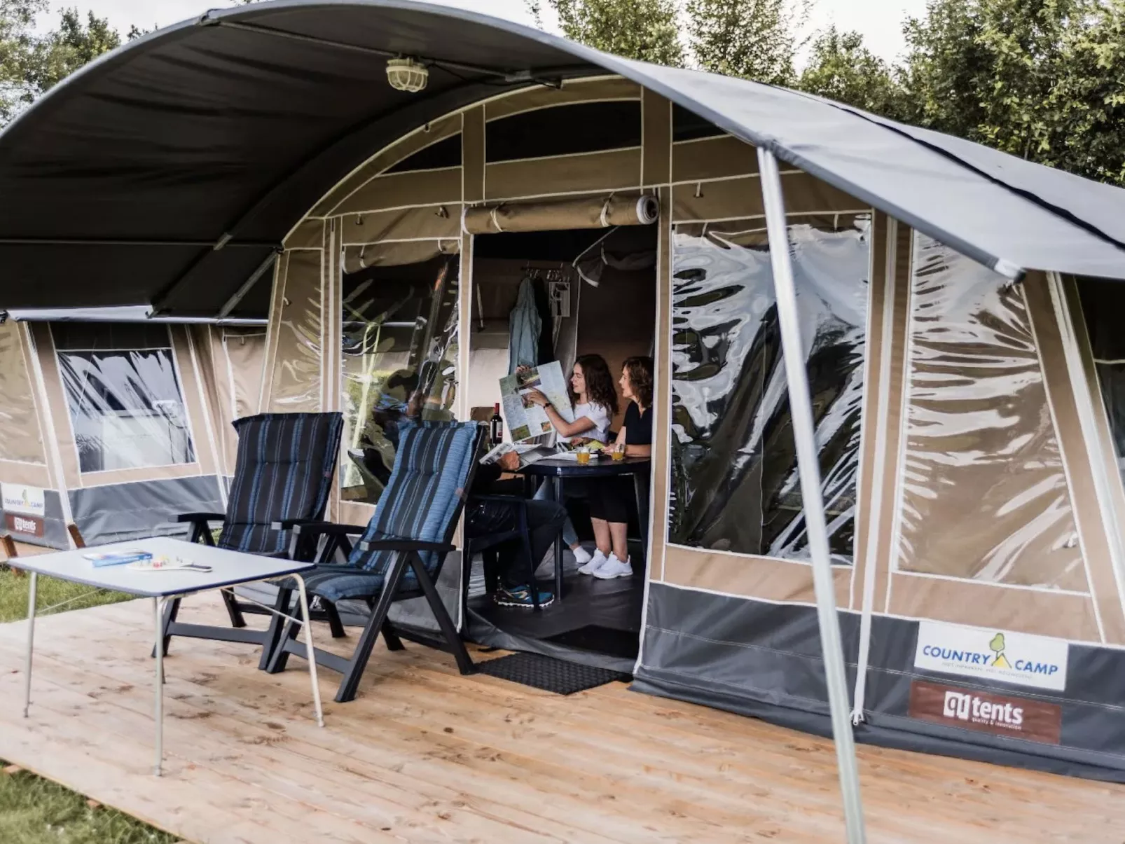 Camping Gritt - Lodge de Luxe - Buiten