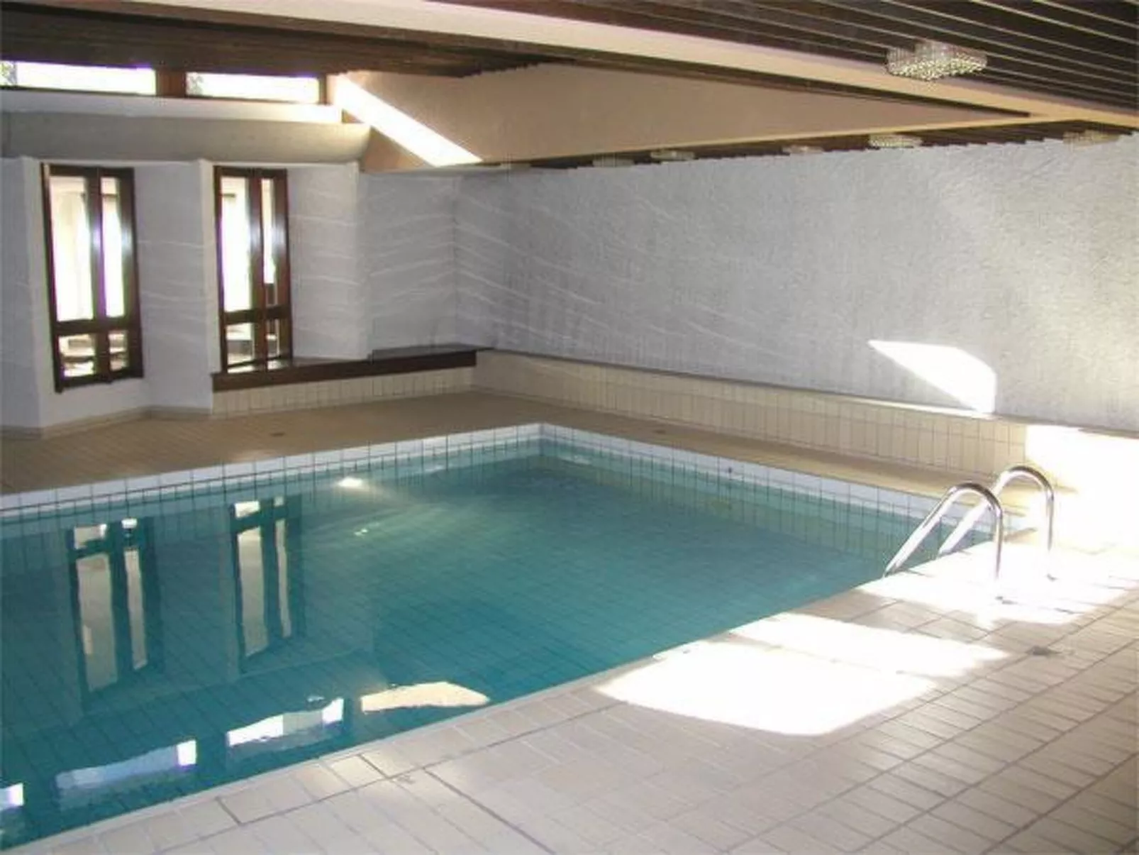 2½-Zimmerwohnung - Binnen