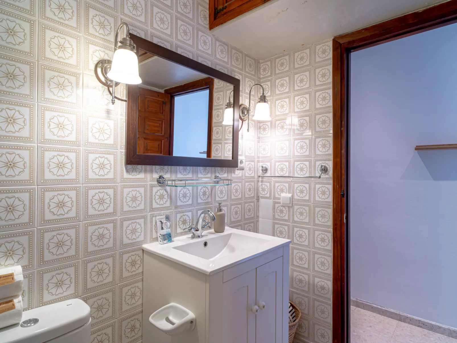 Capistrano Village Casa Emma by Casasol - Binnen