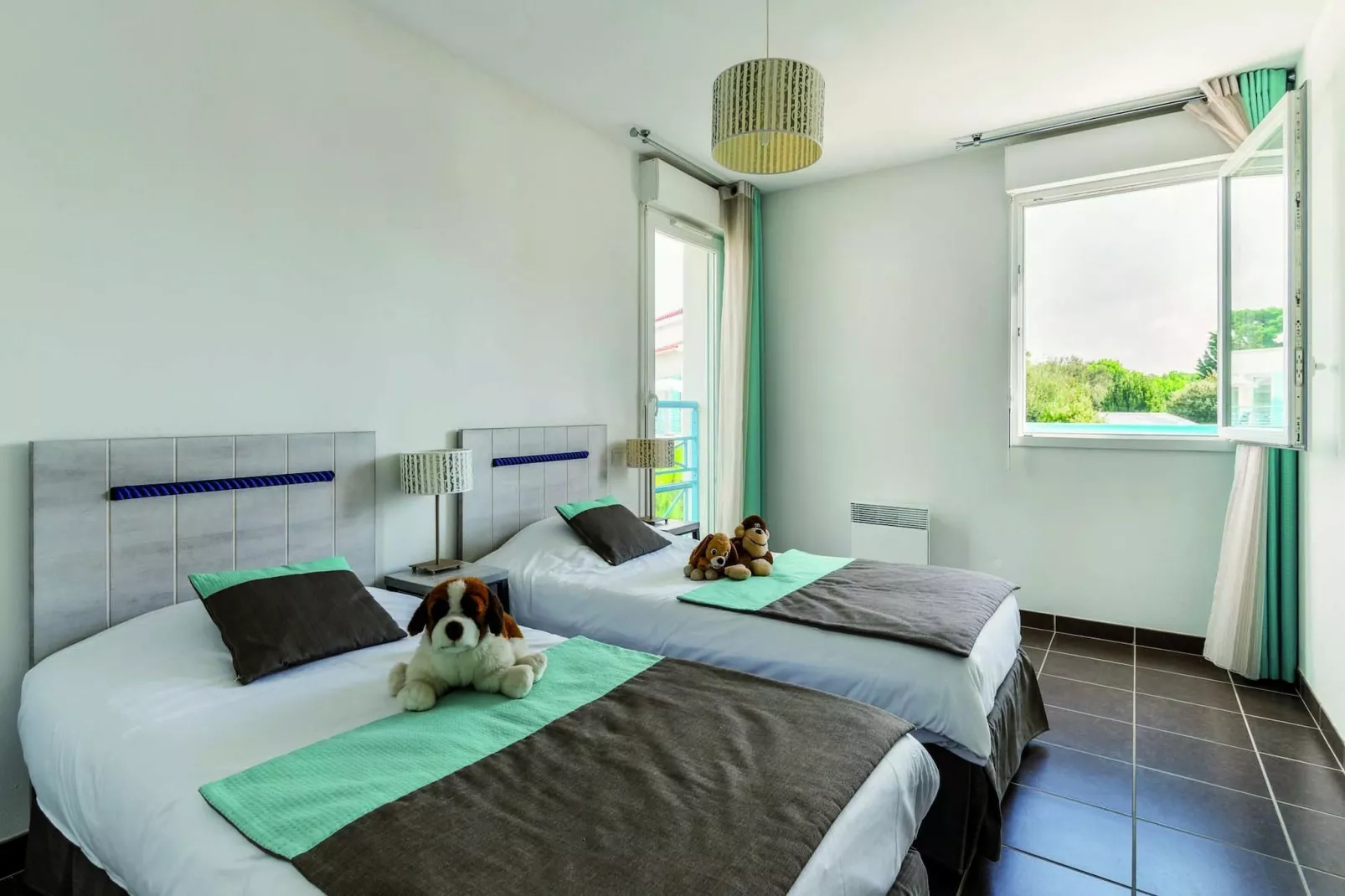 Les Carrelets 1 bedroom apt sleeps 4 without balcony OTA - Slaapkamer