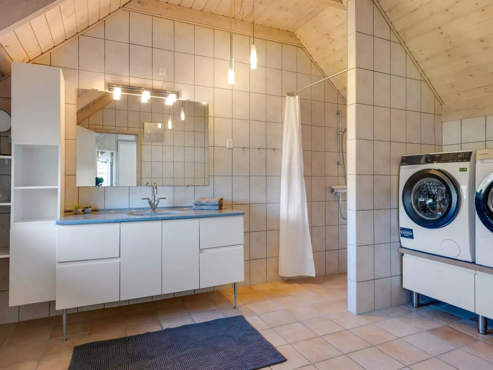 "Ansine" - 1.2km from the sea - Binnen