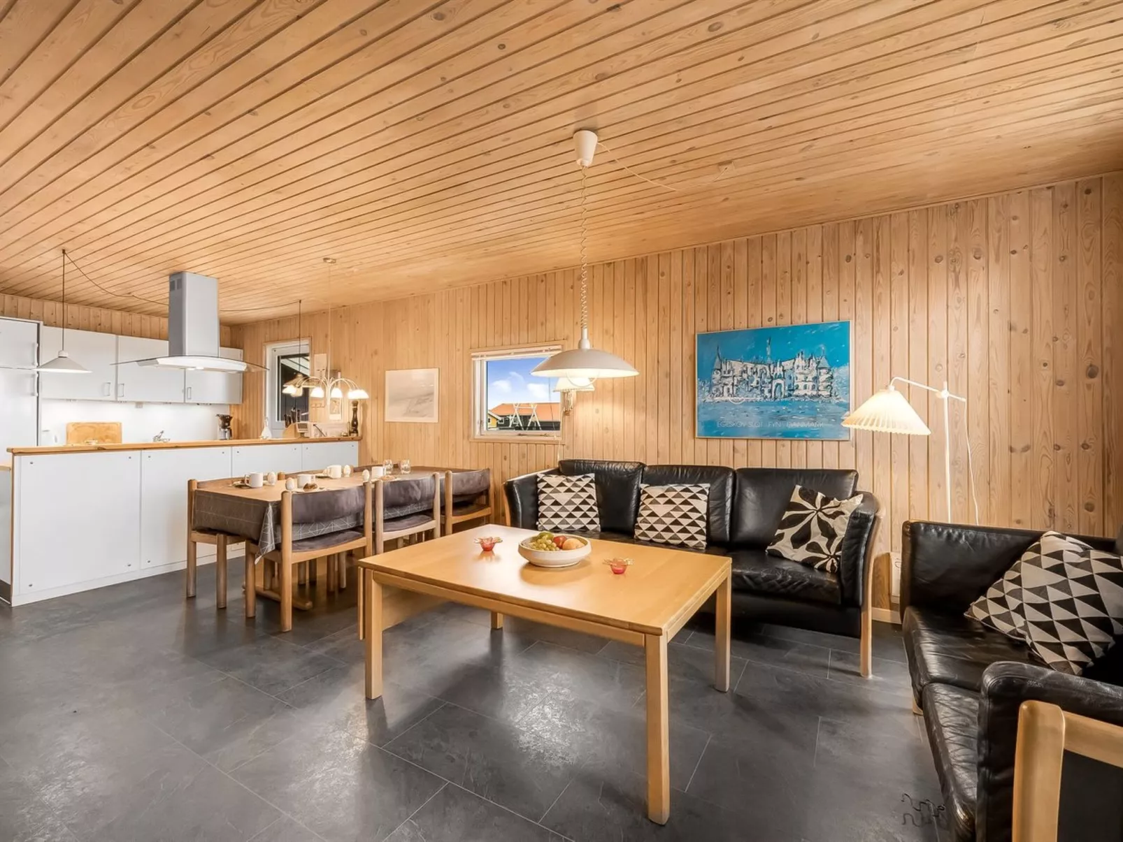 "Odmar" - 300m from the sea - Binnen