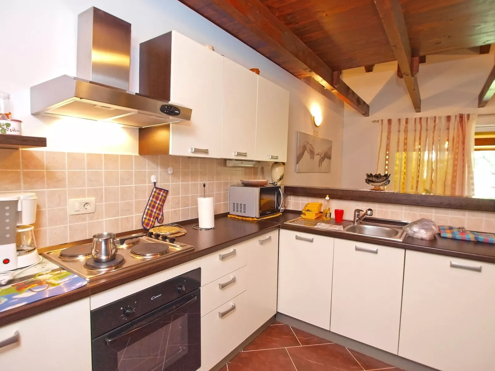 House 1330 - Binnen