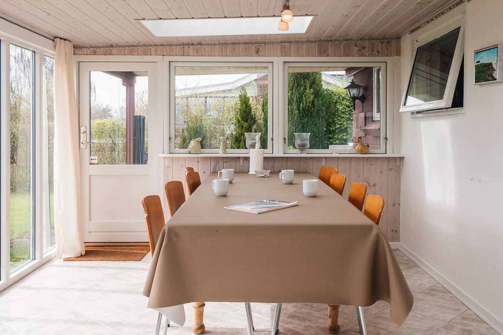Vakantiehuis aan zee met privé-bijgebouw - Binnen