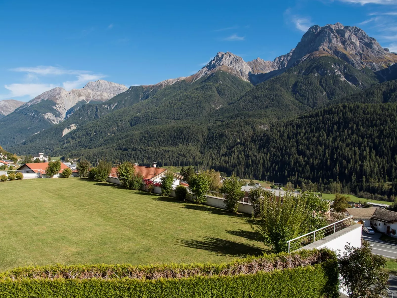 TRAFÖGL, (Scuol). - Buiten