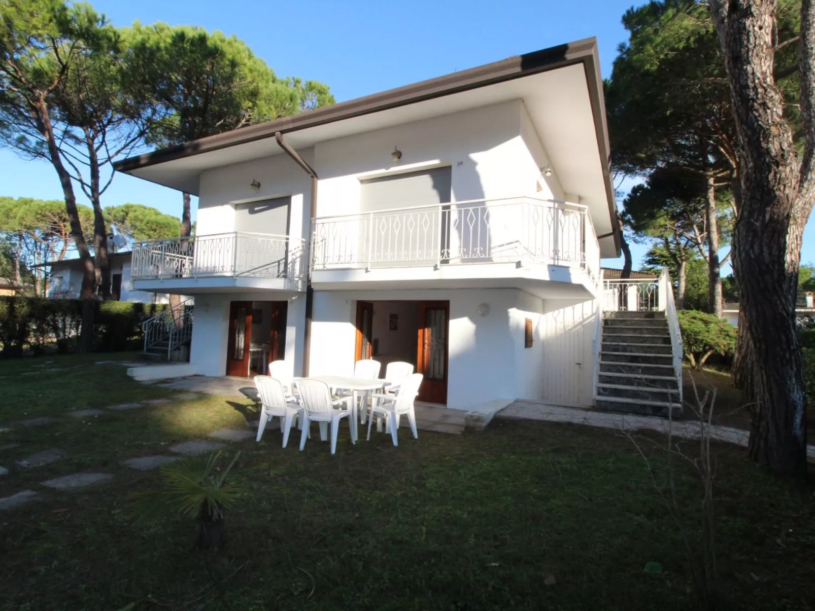 Villa Marisa - Buiten