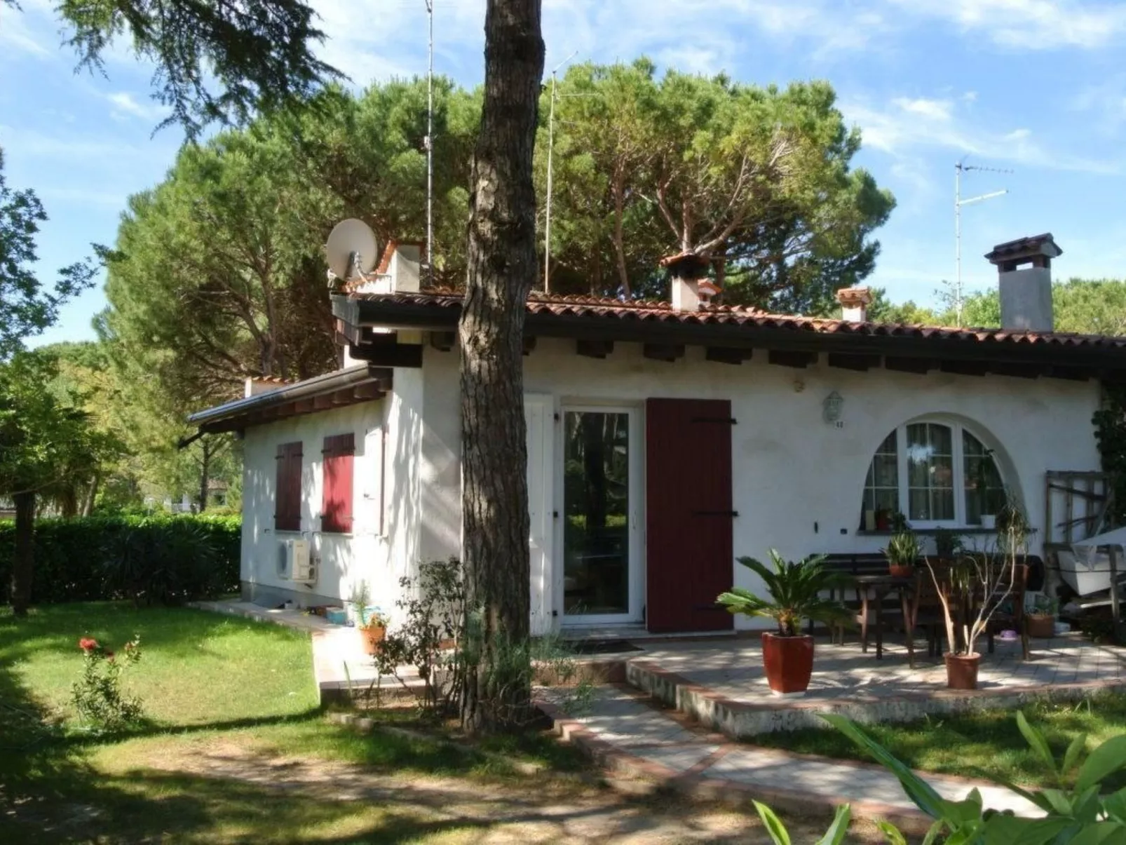 'Villa Edera' mit privatem Garten - Buiten