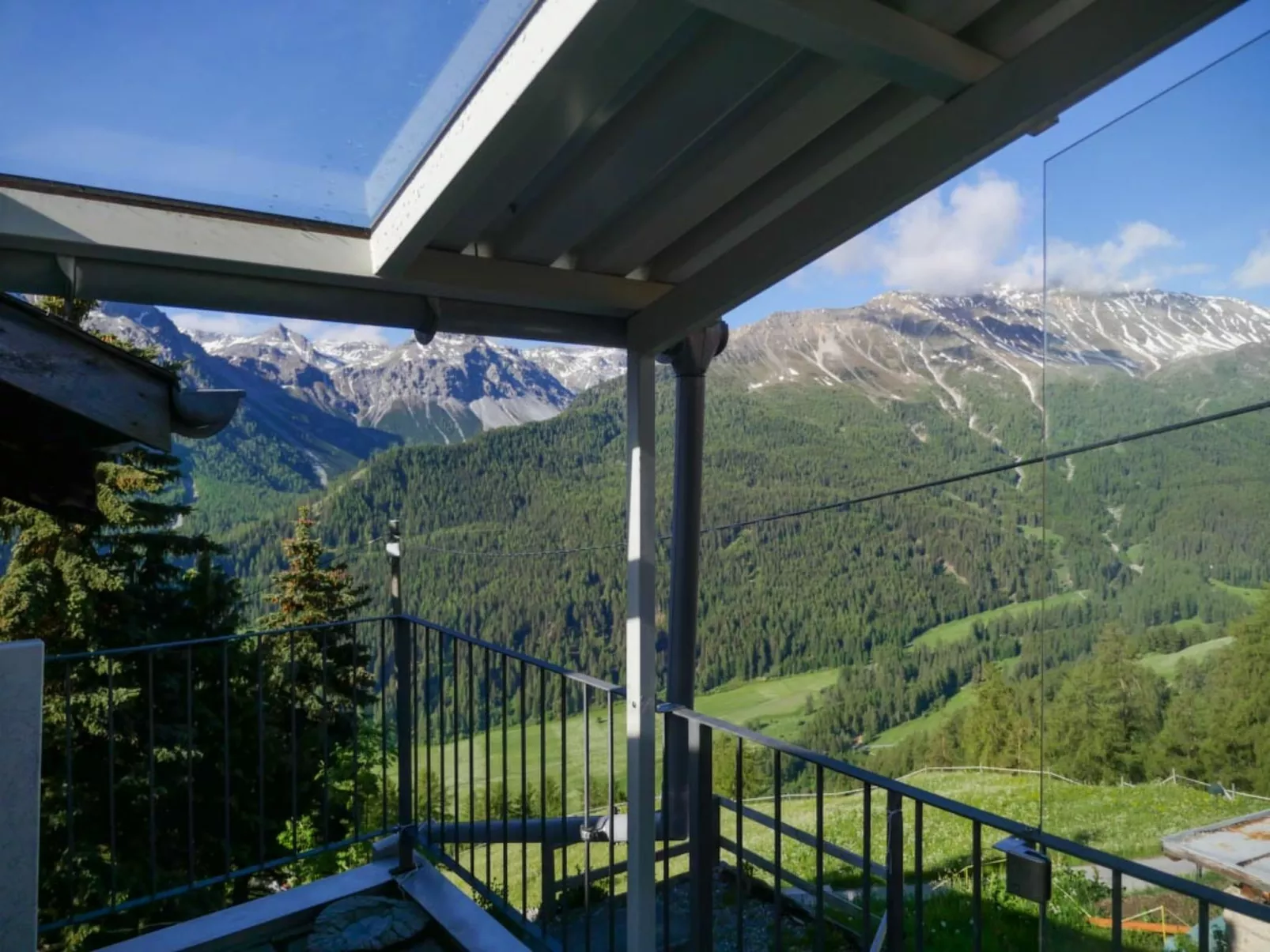 Bergblick-Craistas, (Sta. Maria - Santa Maria Val Müstair). - Buiten