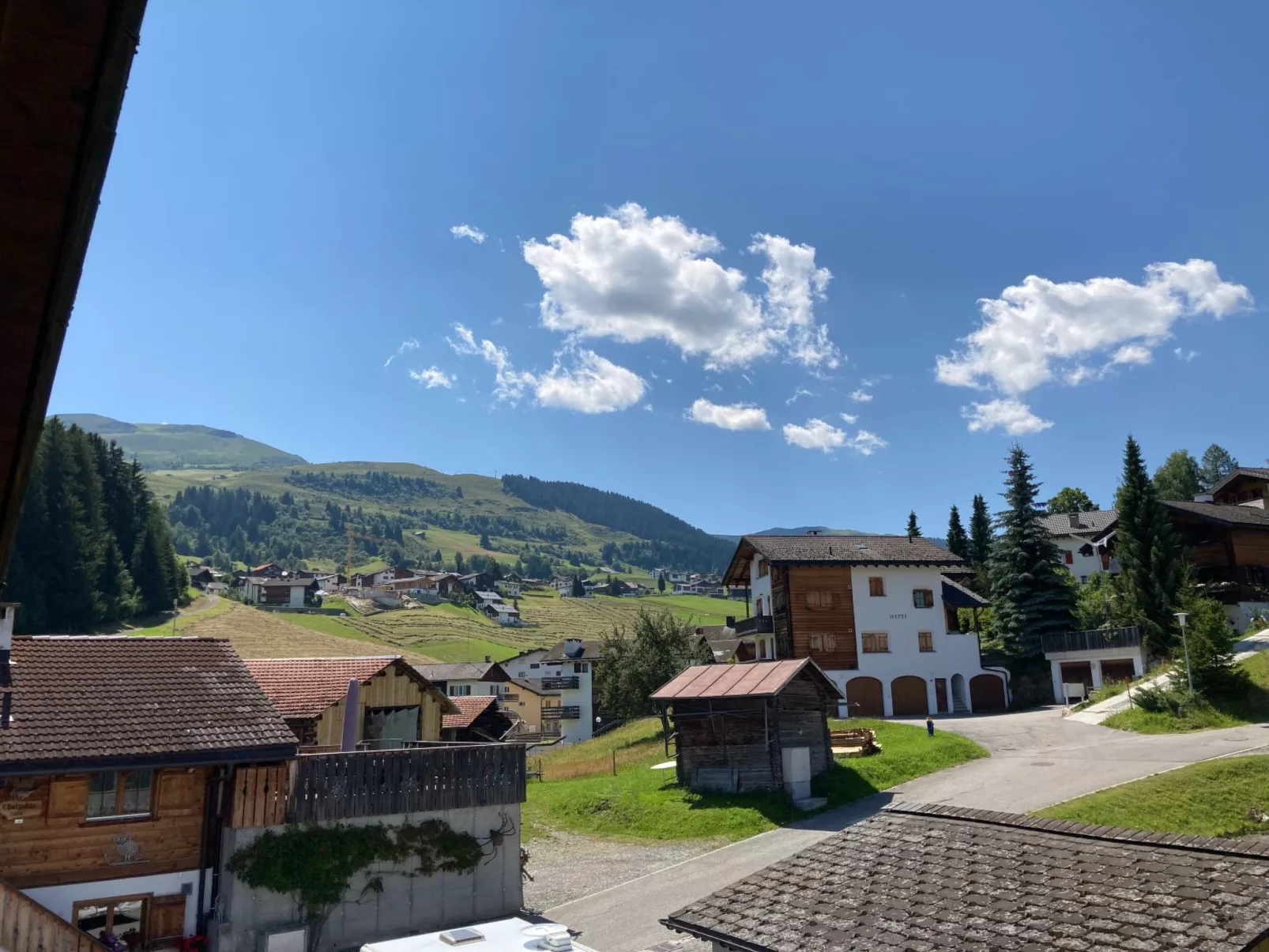 Bim Chappeli, Obersaxen-Affeier, (Obersaxen). - Buiten
