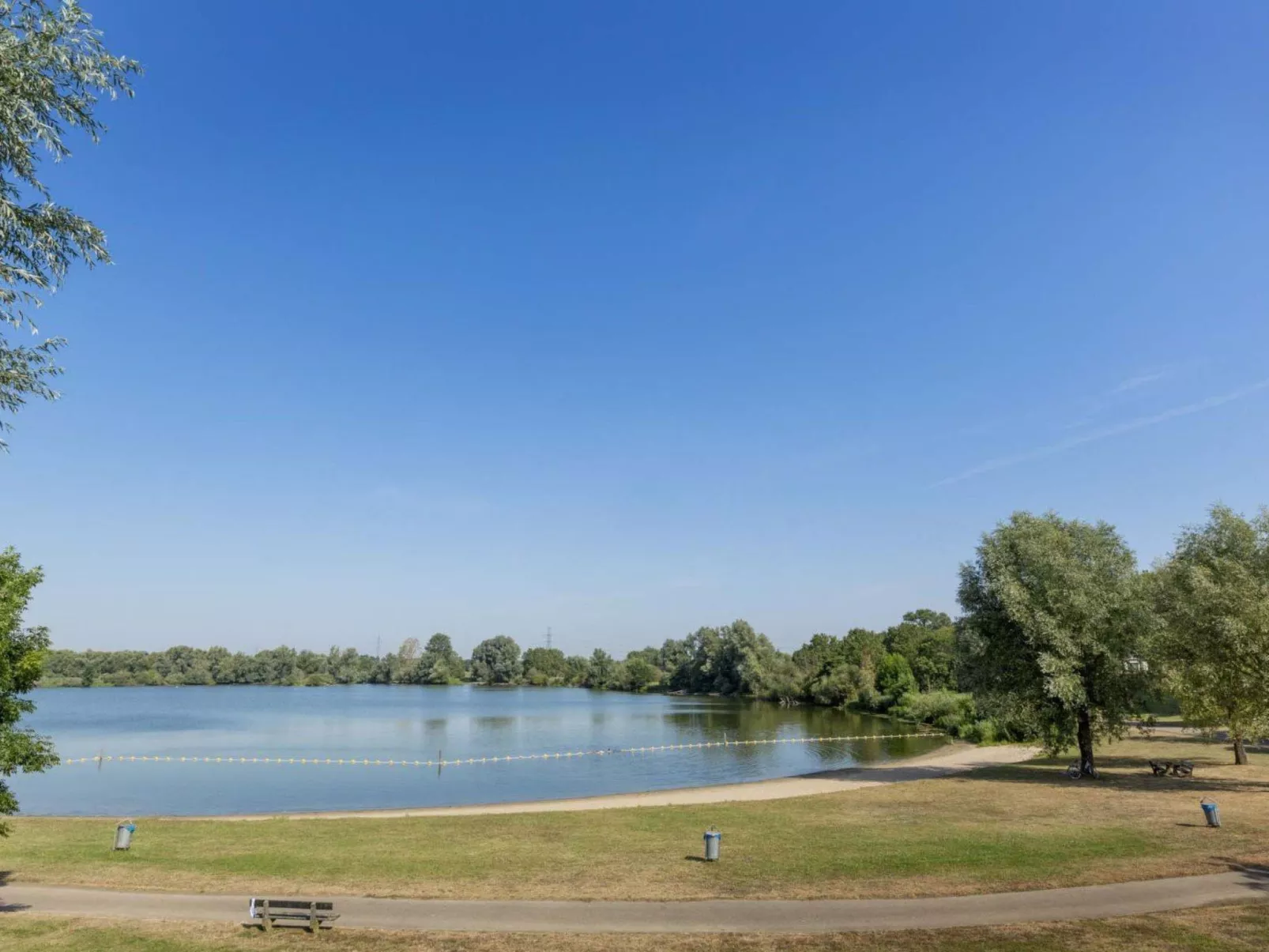 Maasterp - Woonboot 5 - Buiten