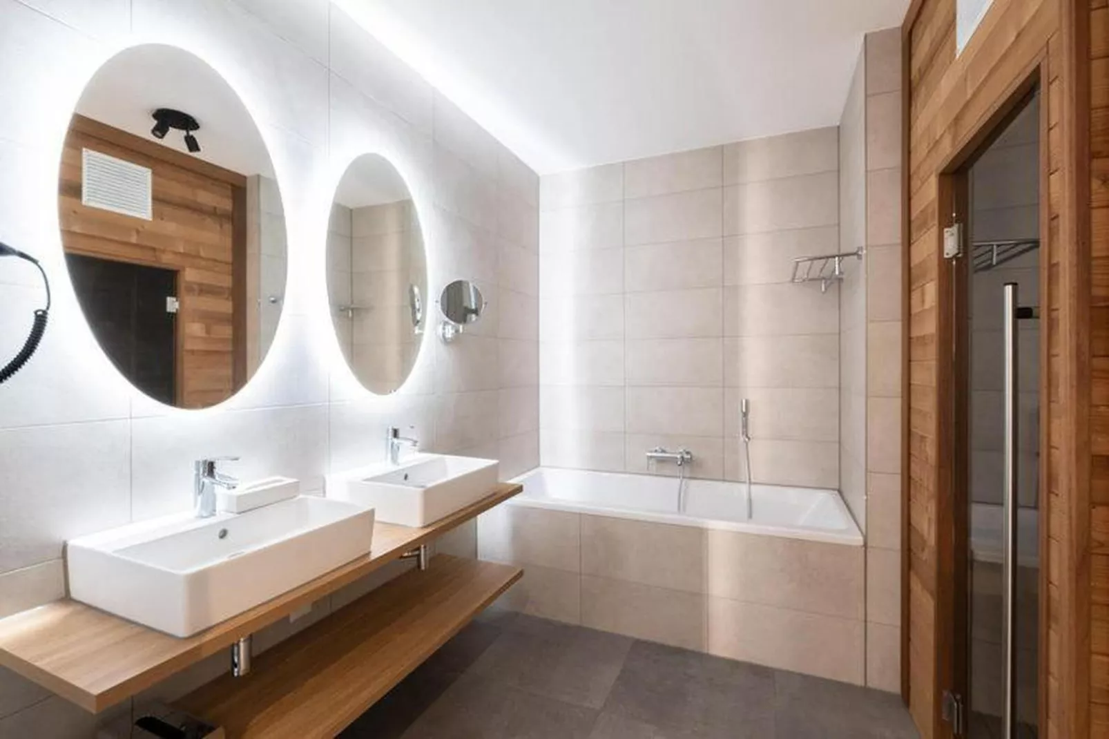 Luxury Beach Apartment | 4 Pers. - Badkamer