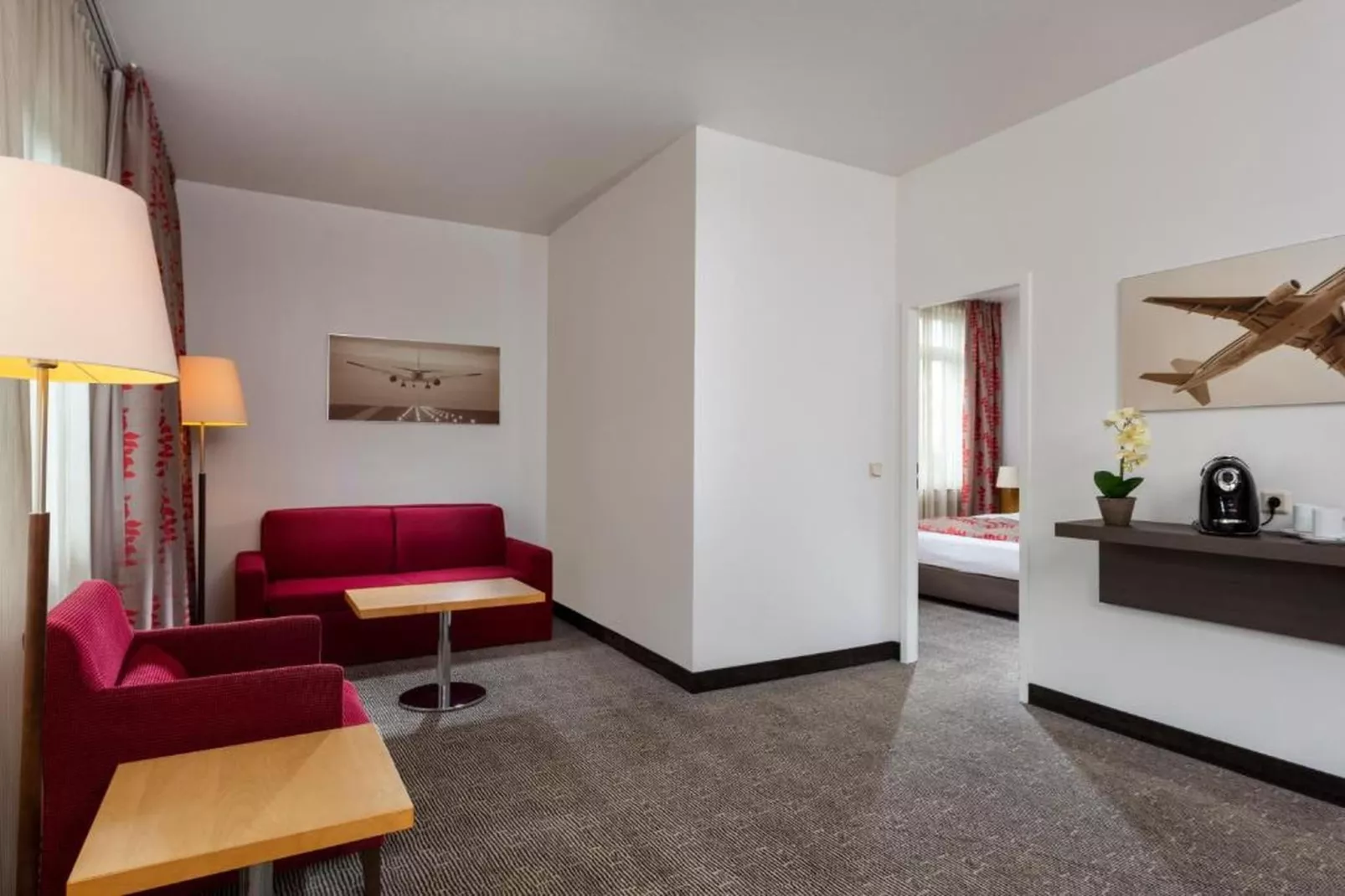 Holiday Inn Frankfurt Neu-Isenb - One-Bedroom Suite double Sofa Bed - Woonkamer