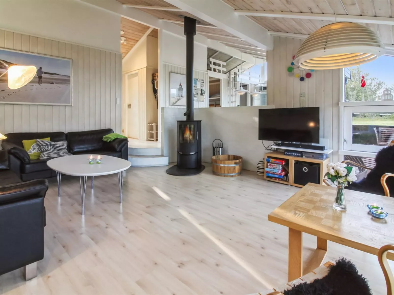 "Immi" - 1.5km from the sea - Binnen