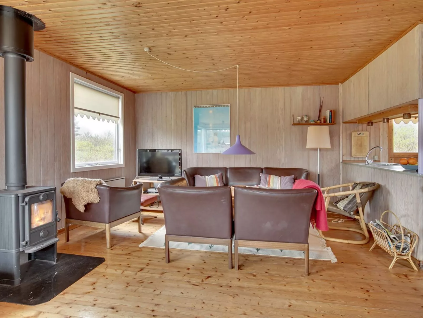 "Jule" - 600m from the sea - Binnen
