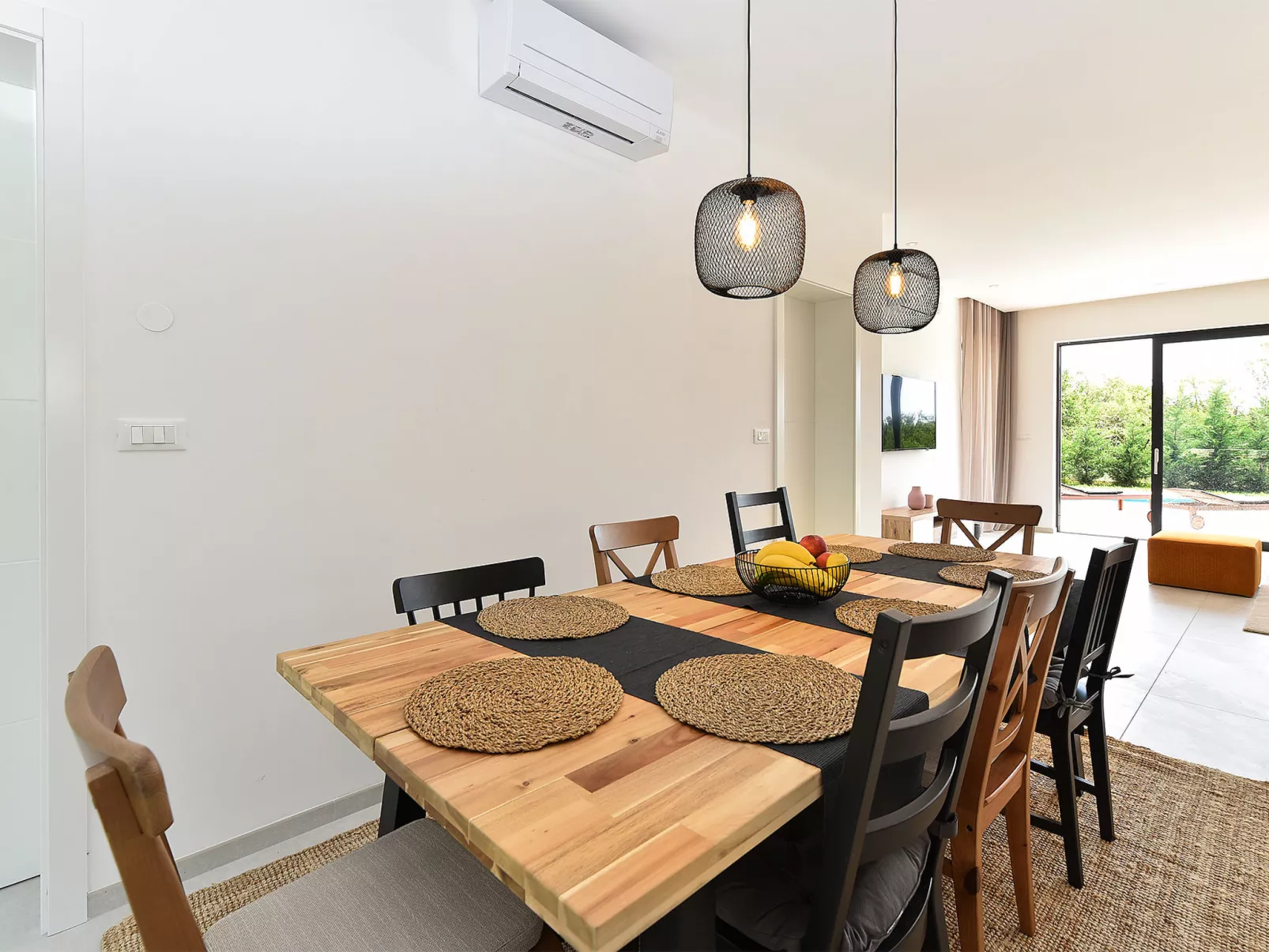 House 2117 - Binnen
