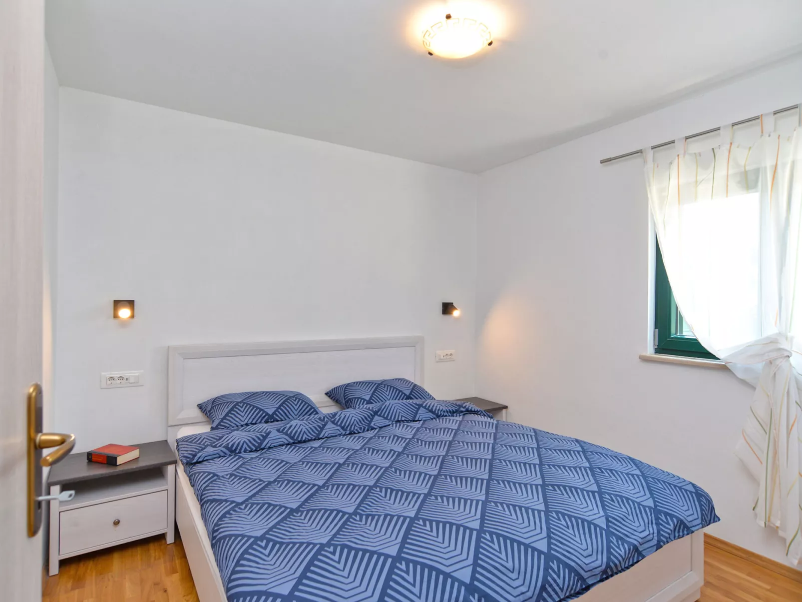 House 2157 - Binnen