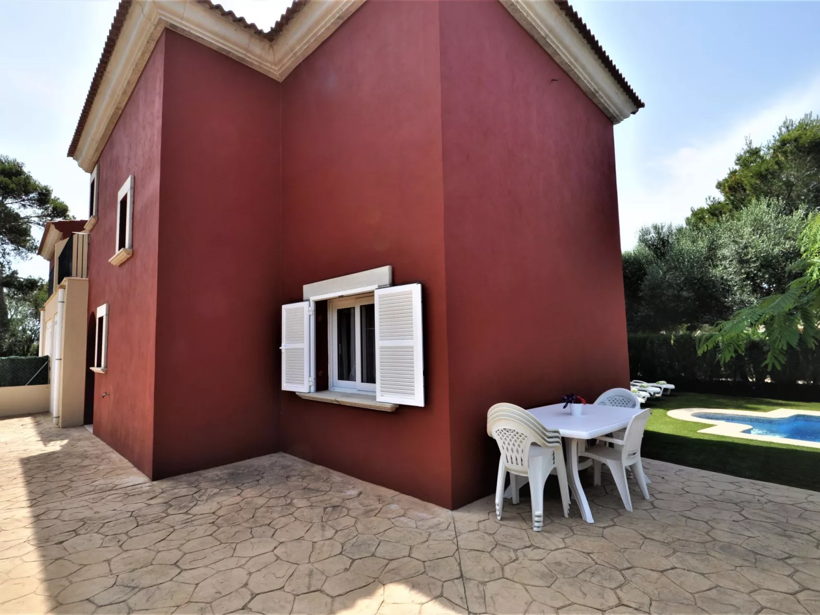 VILLA en Zona residencial tranquila con piscina privada ideal para familias - W - Buiten