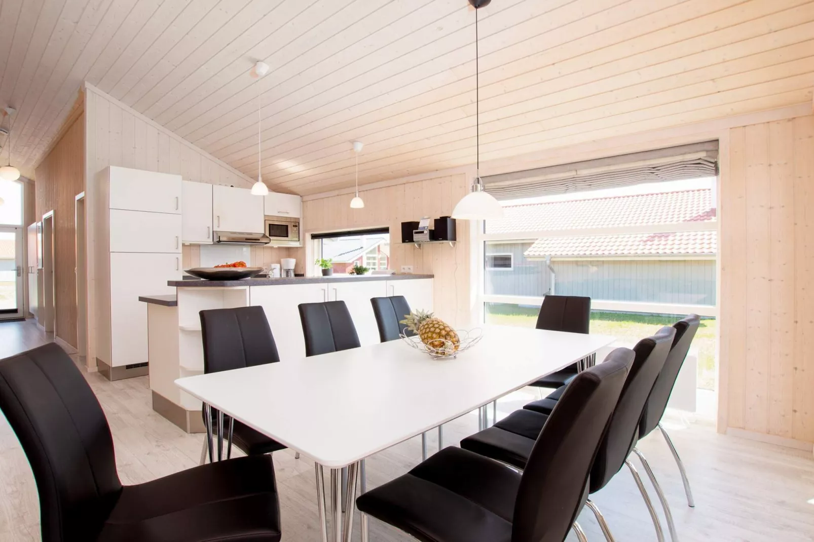 Modern Baltisch toevluchtsoord met privésauna - Binnen