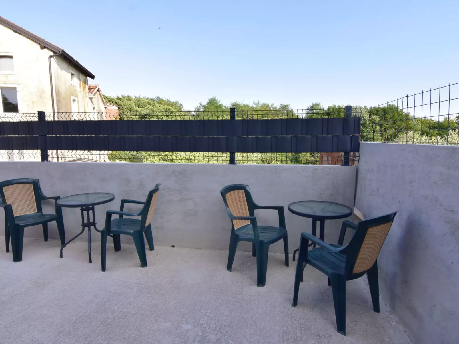 Studio Apartment Fenix 4 - Image-tags.info