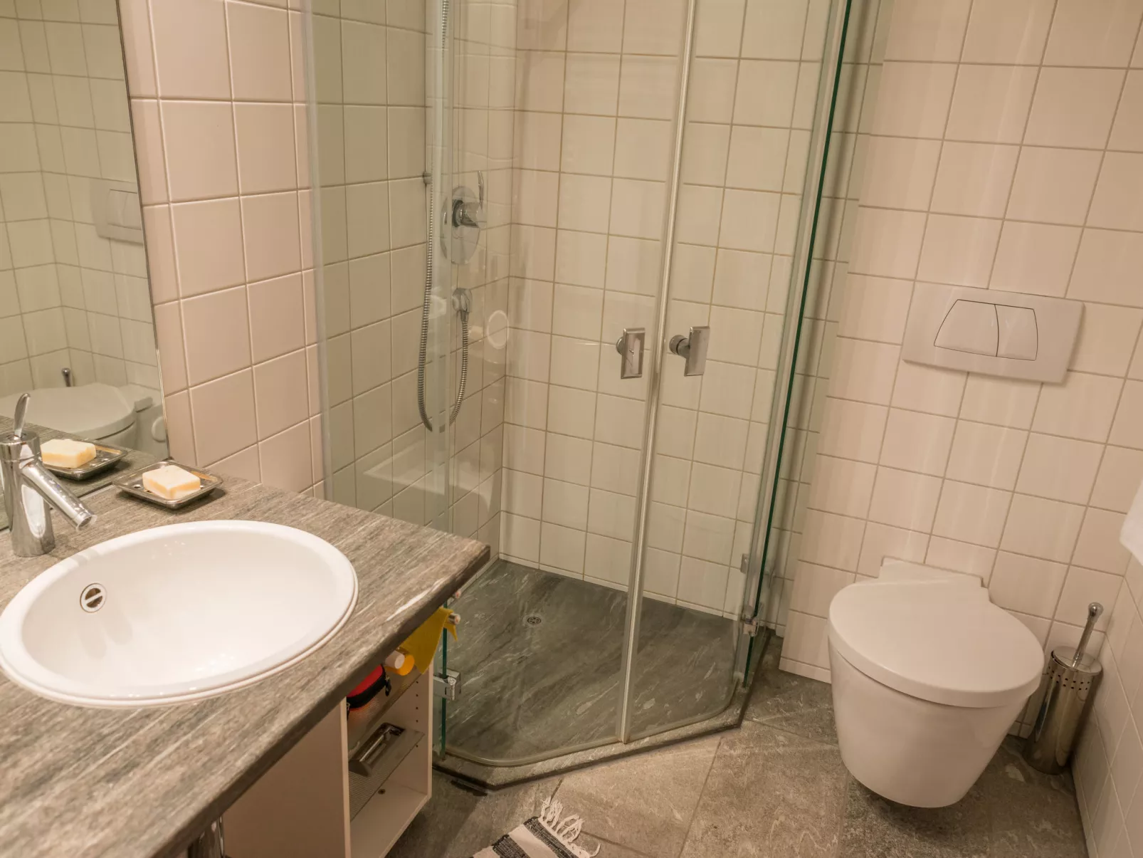 Guarda Flem, (Flims Dorf). 3.5 Zimmerwohnung - Binnen