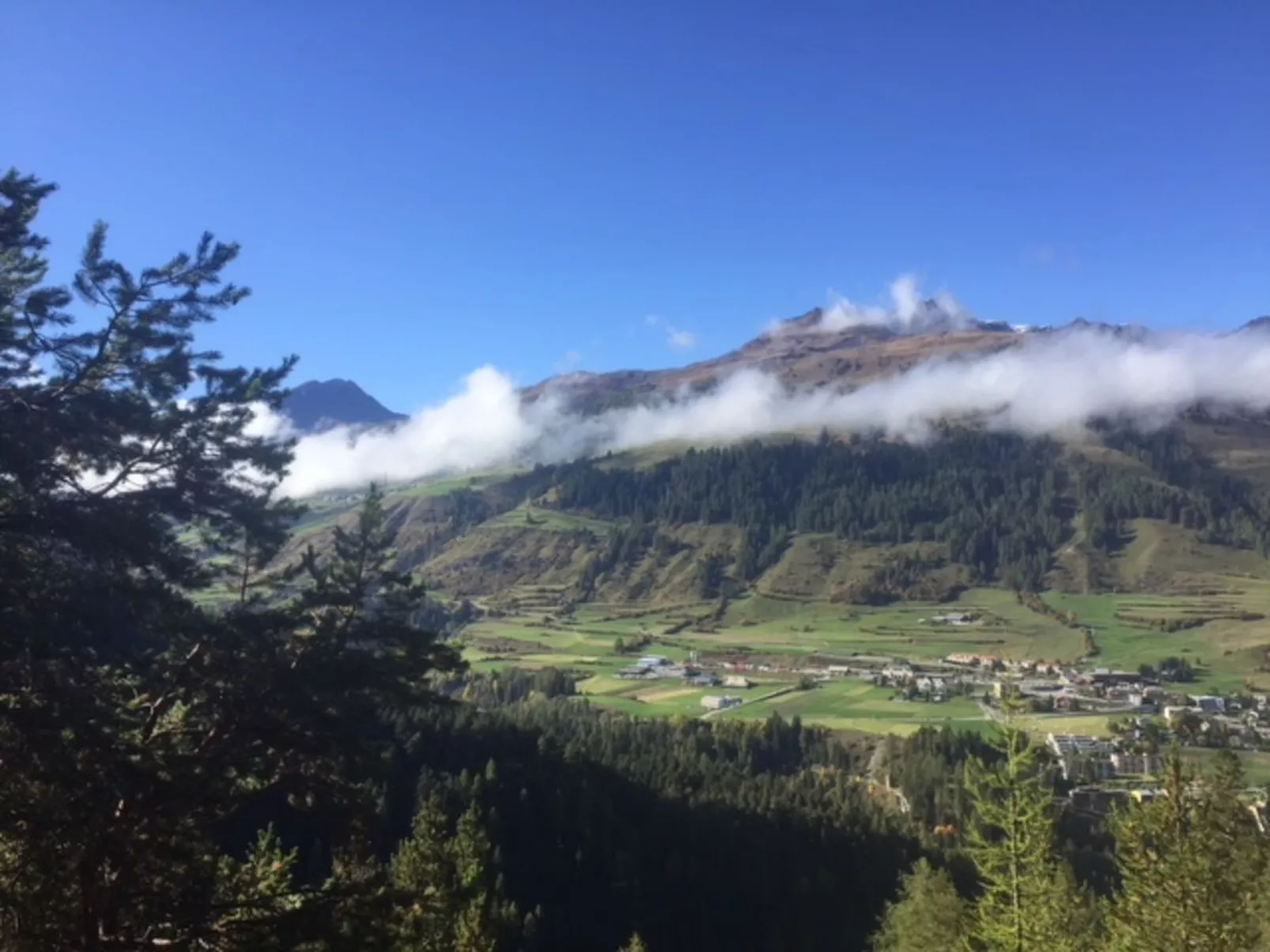 Chasa Bazzi, (Scuol). - Buiten