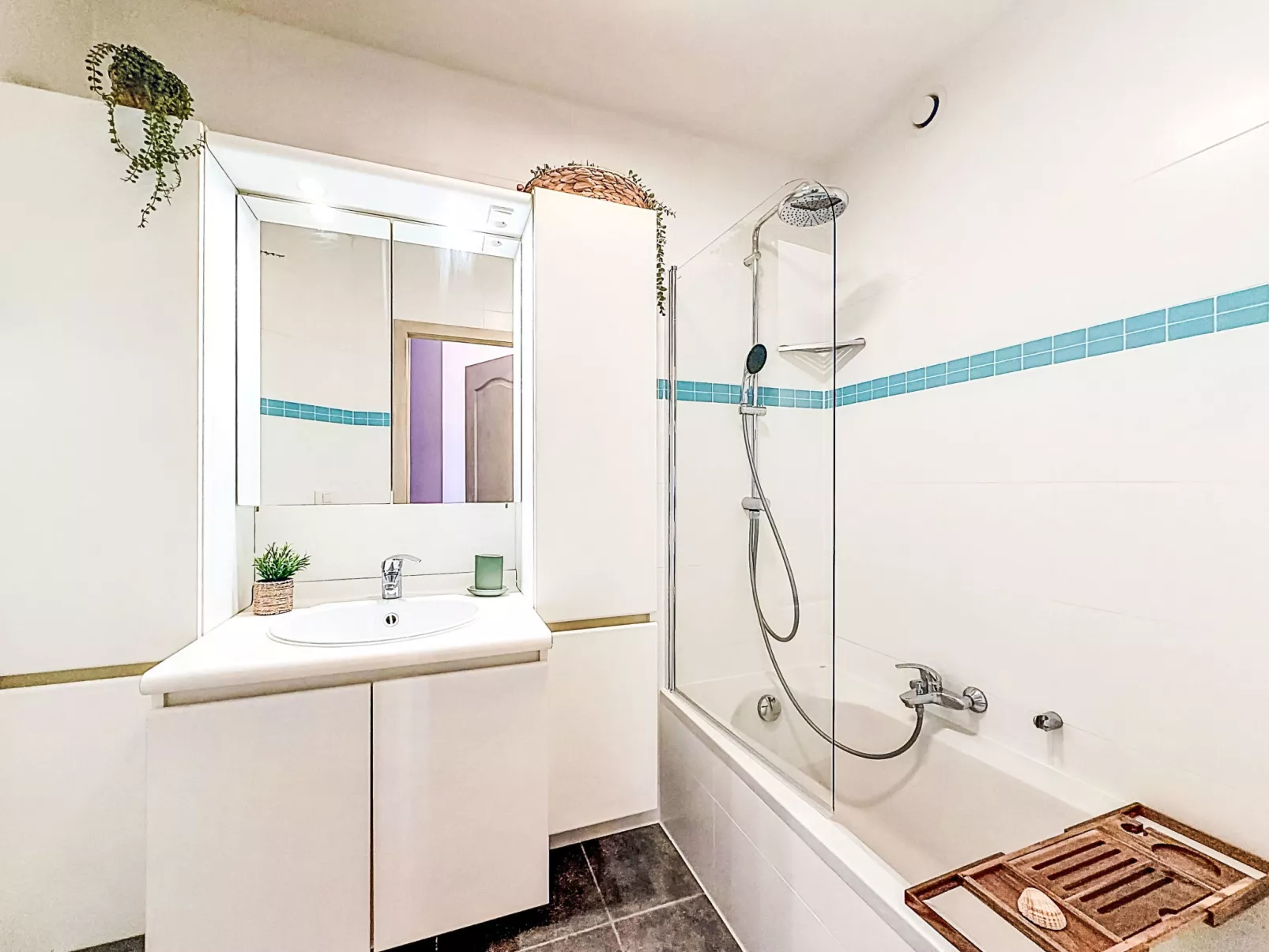 Petite Oasis with garden - Binnen