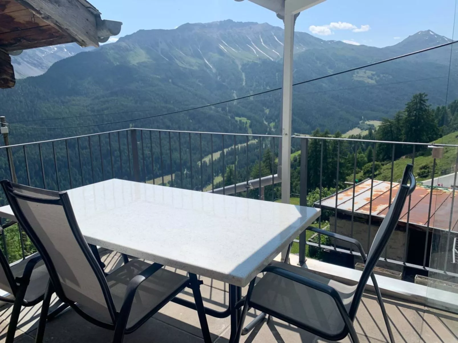 Bergblick-Craistas, (Sta. Maria - Santa Maria Val Müstair). - Buiten