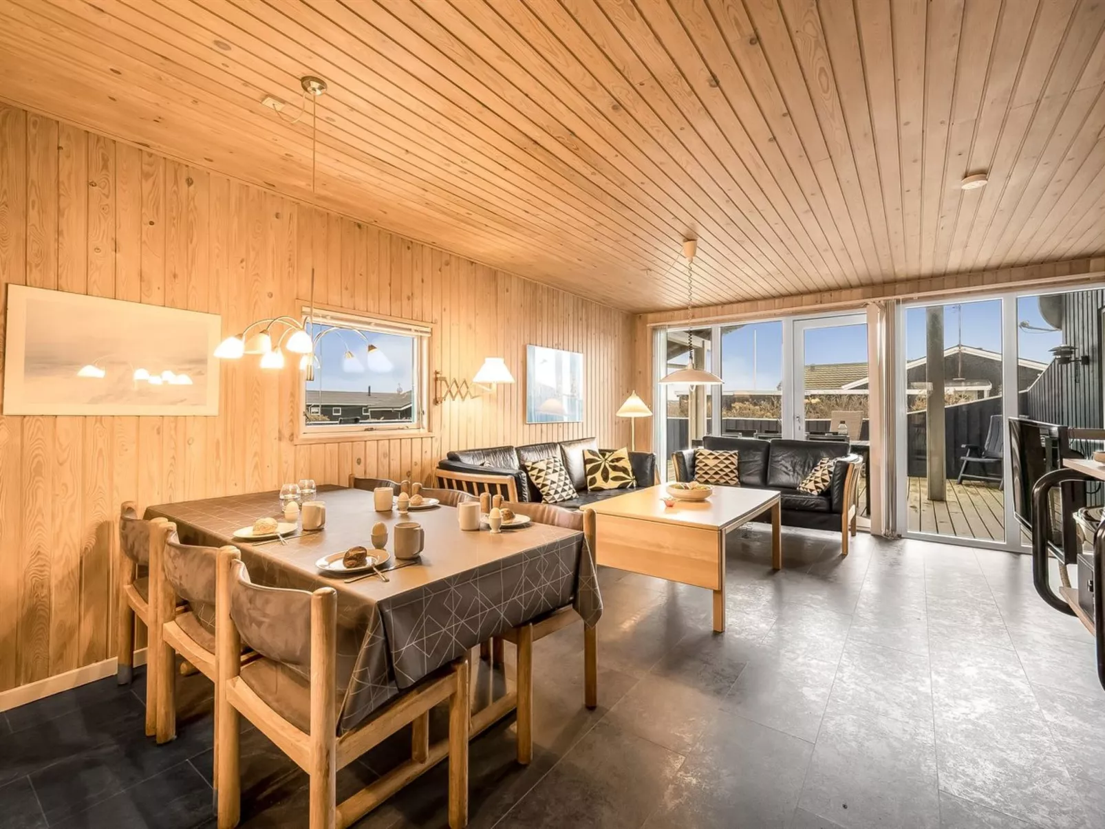 "Odmar" - 300m from the sea - Binnen
