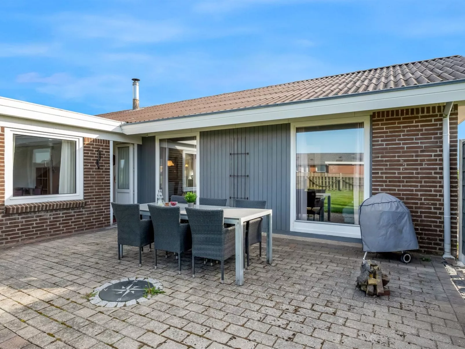 "Mads" - 400m from the sea - Buiten