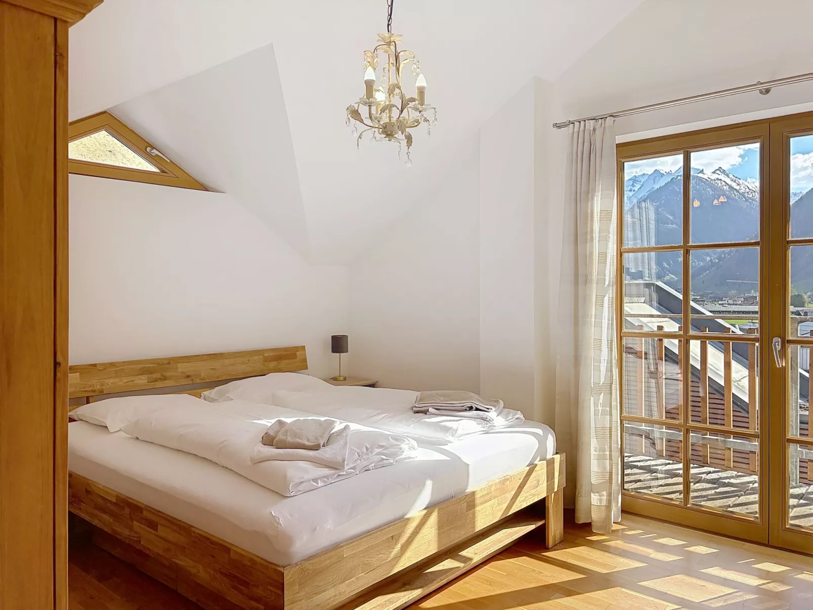 SMR Family incl. Spa, close to Gondola - Binnen