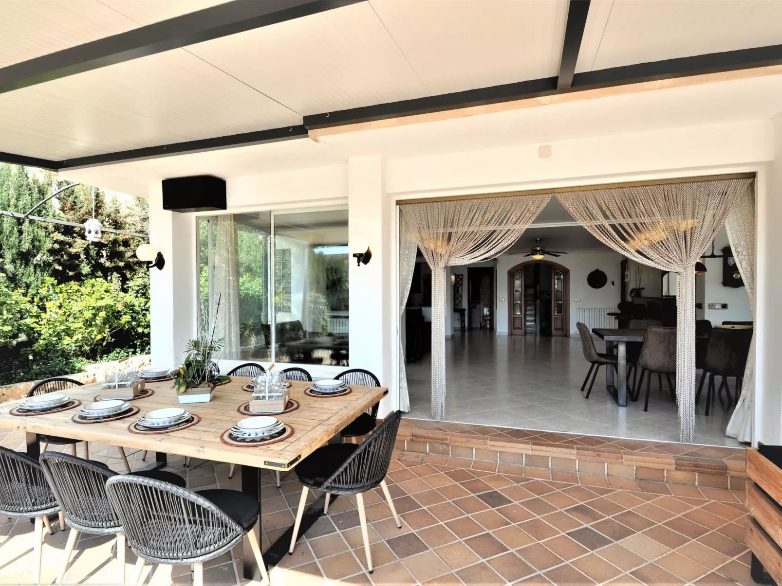 CA NA MALEN Hermosa casa para familias con gran piscina, jardín. - WiFi Gratis - Buiten