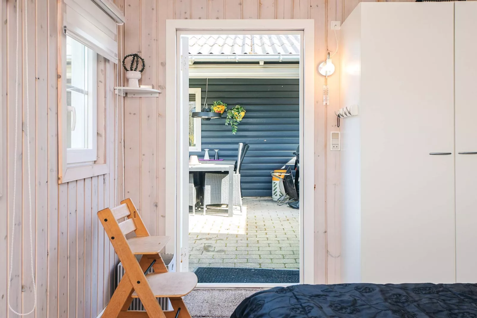 Huis met houtkachel en aanbouw - Binnen