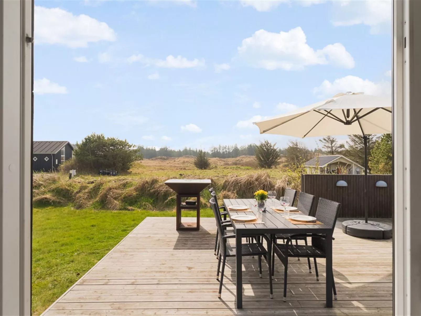 "Minka" - 500m from the sea - Buiten