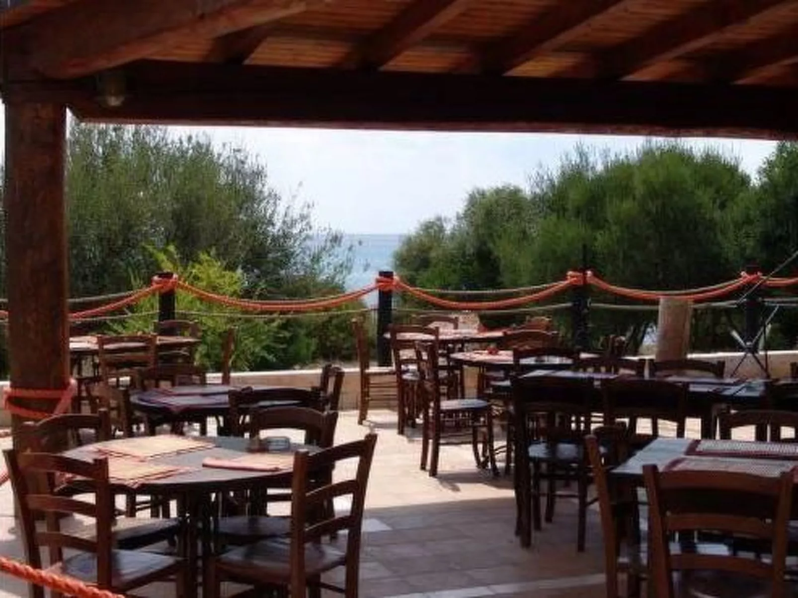 Tolle Wohnung in Villaputzu mit Terrasse und Grill - Buiten