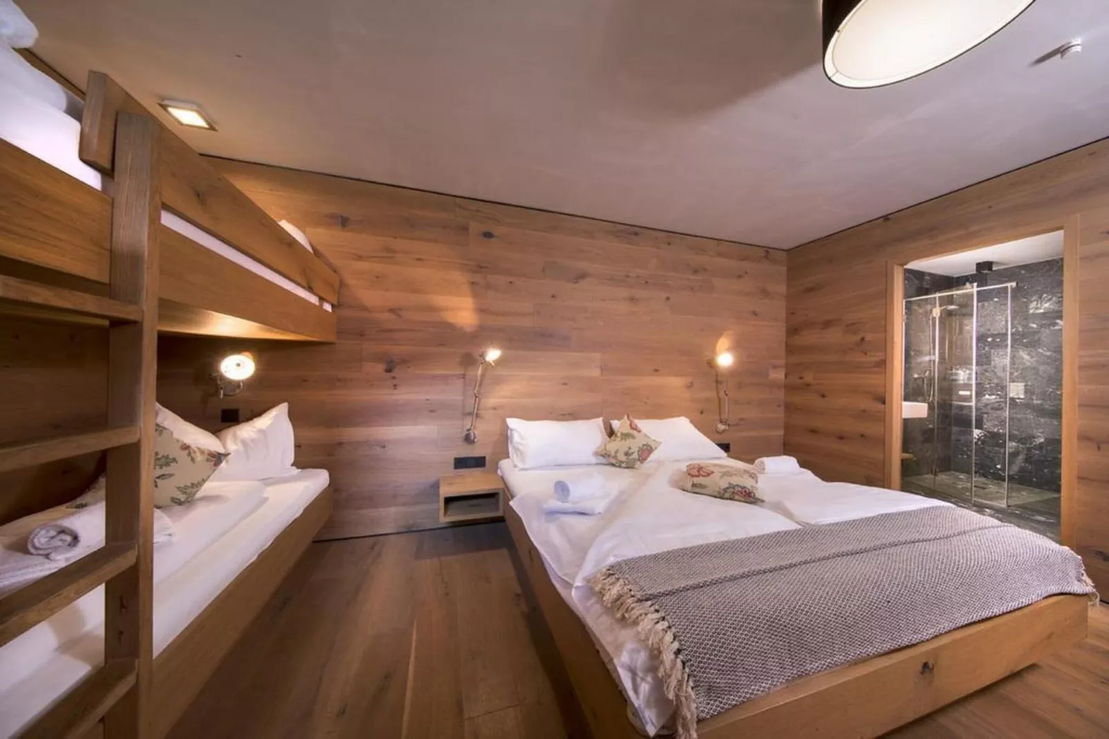 Smaragdresort Chalet Bergblick - Slaapkamer