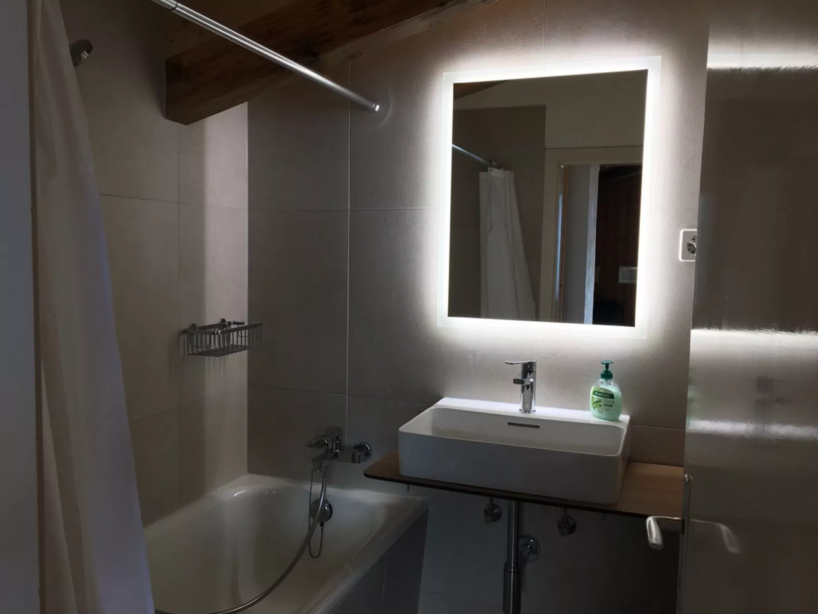 Marmotta, (Laax Dorf). 3 Zimmerwohnung - Binnen