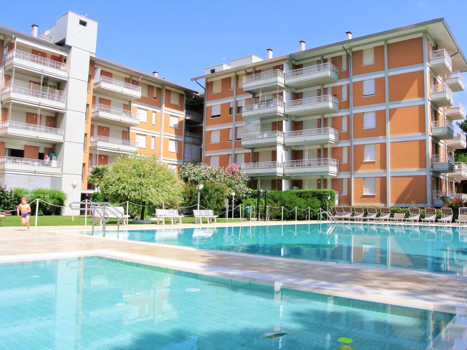 Residence Gardena - Ferienwohnung 11 mit Pool - Buiten